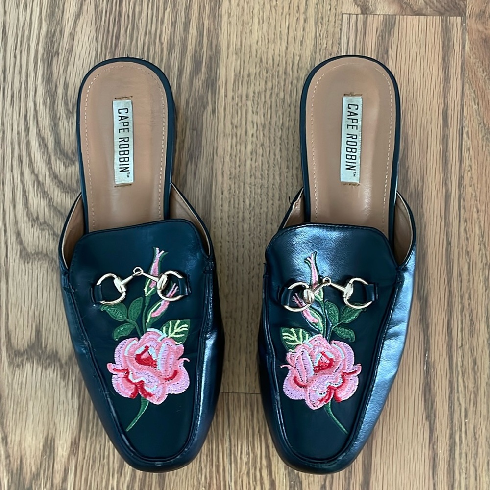 Cape Robbin floral loafers - Picture 2 of 5
